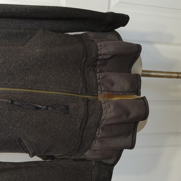 🌹 Knox Rose Jacket - Picture 3 of 10